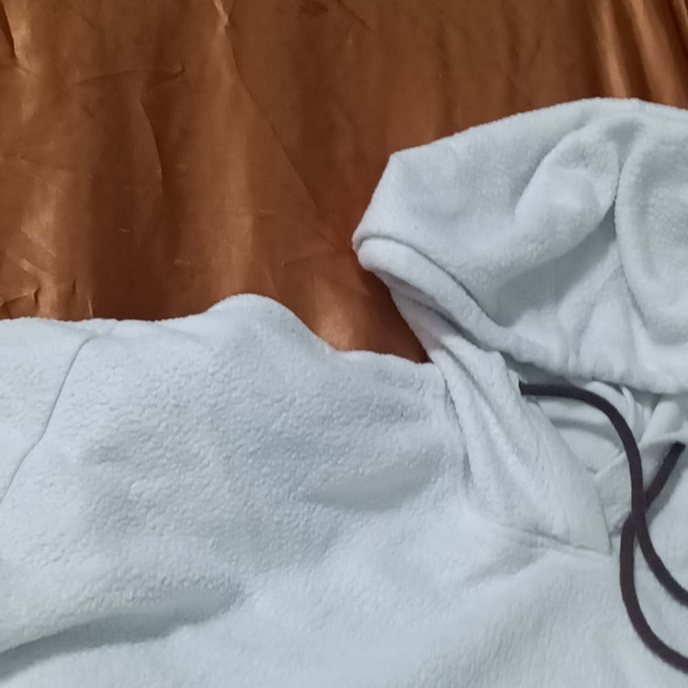Flirtitude active medium white hoodie